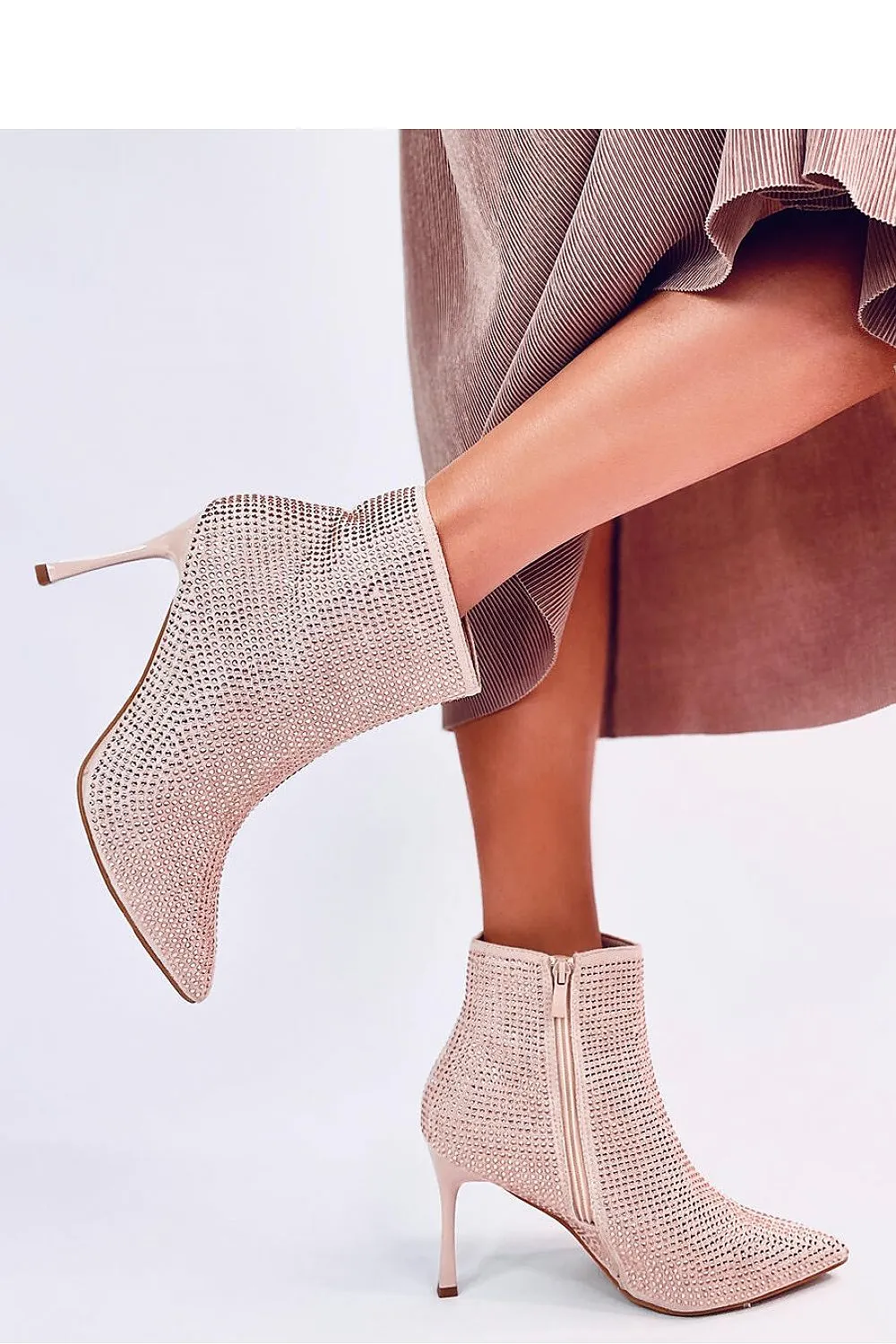 Heel boots