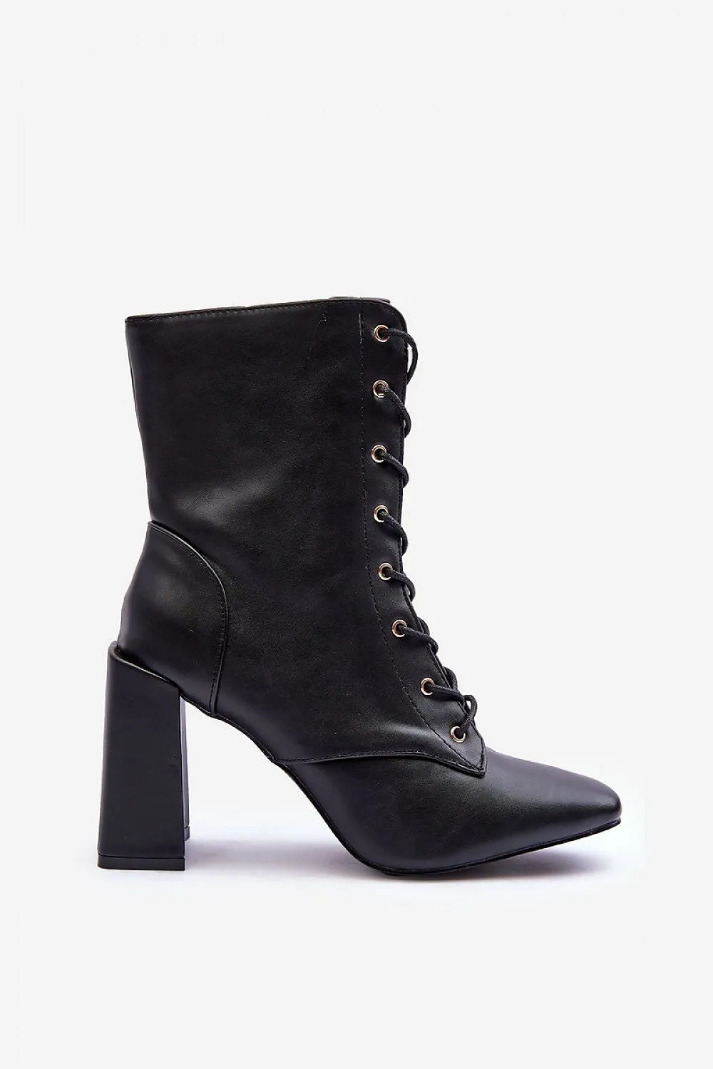 Heel boots