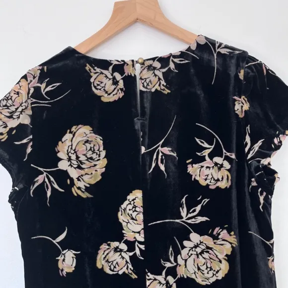 J. Jilll Black Velvet Floral Smocked V-Neck Dress NEW Pure Jill