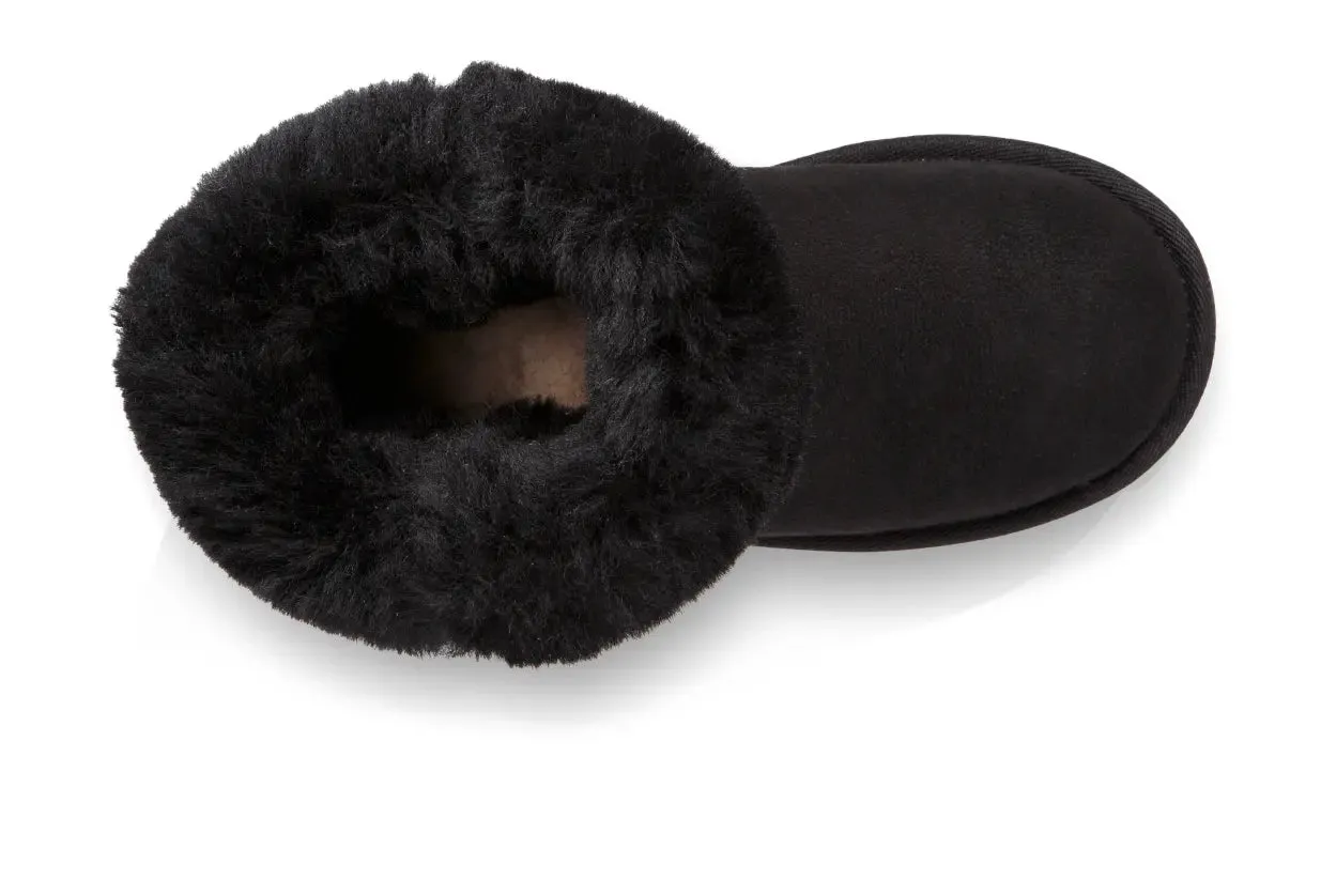Kids' UGG Classic Short II – Cozy, Durable & Play-Ready