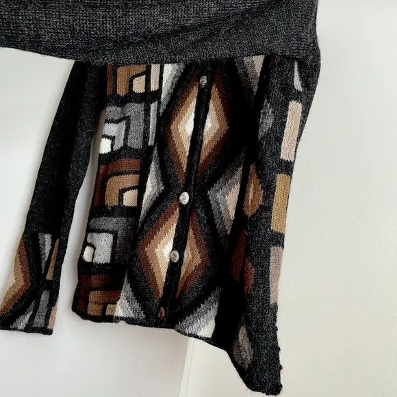 La Vicunita Peruvian Baby Alpaca Cardigan Sweater Size M Gray Multi Aztec Geo