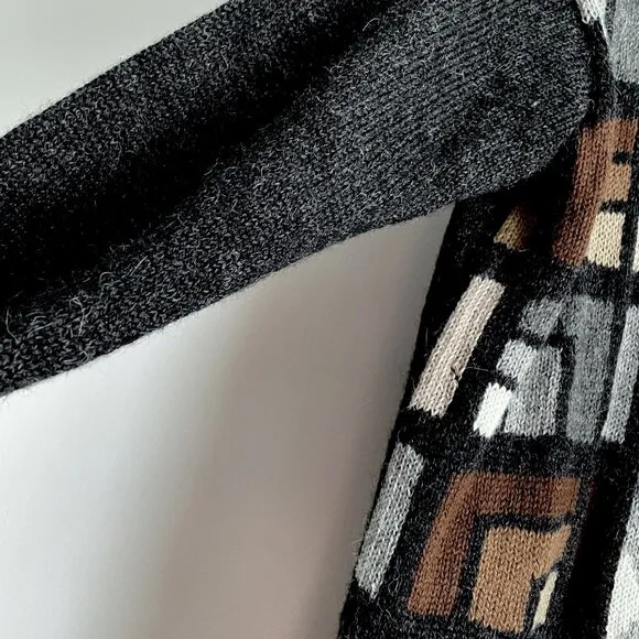 La Vicunita Peruvian Baby Alpaca Cardigan Sweater Size M Gray Multi Aztec Geo