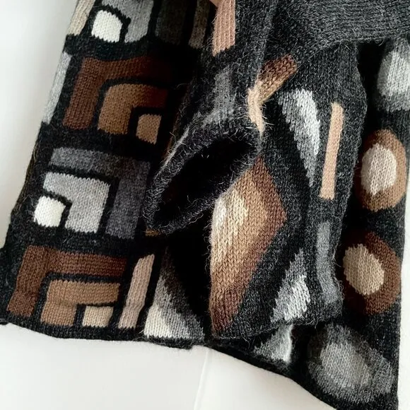 La Vicunita Peruvian Baby Alpaca Cardigan Sweater Size M Gray Multi Aztec Geo