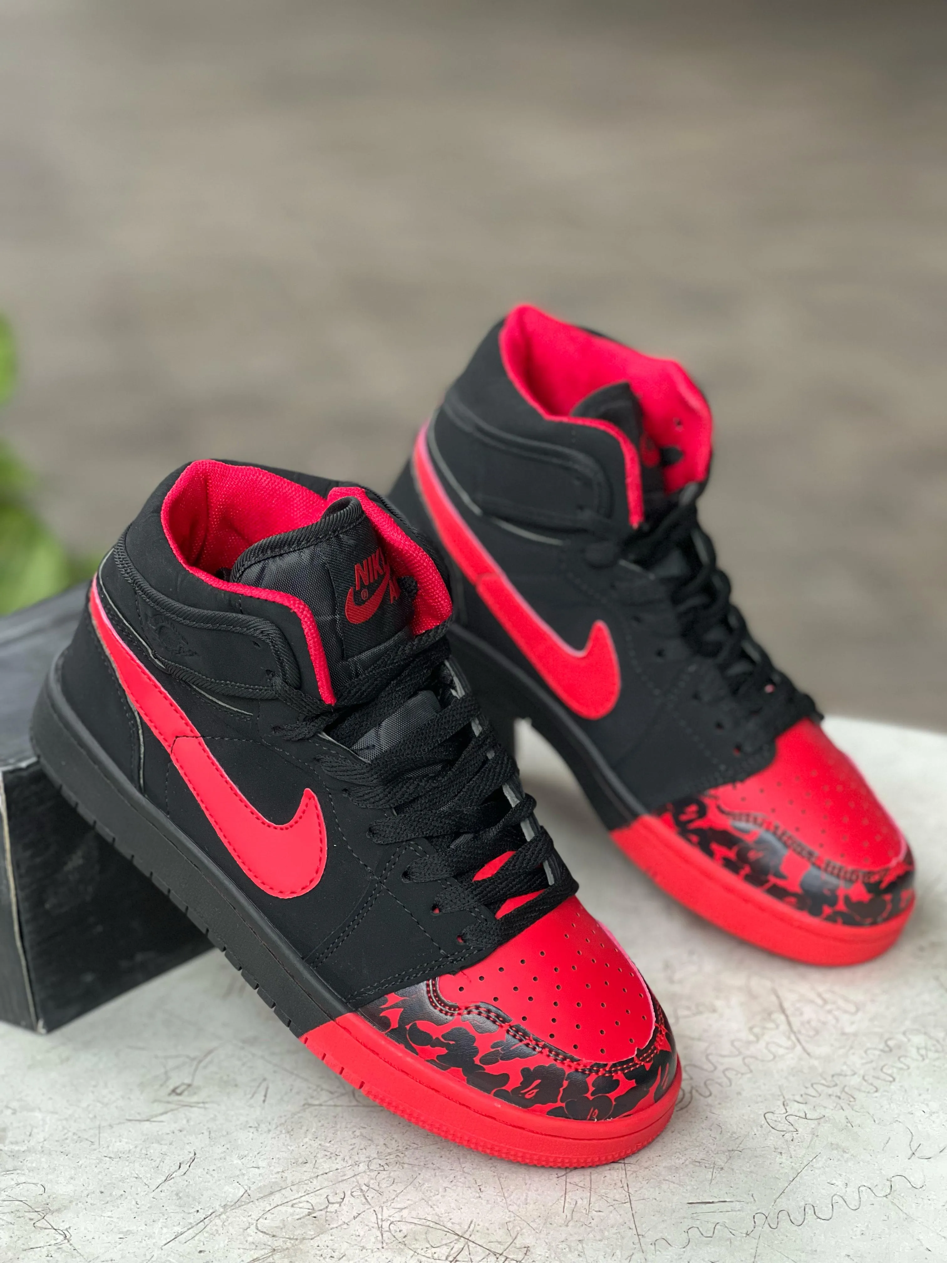 Nike Air Jordan 1 Sneakers (Black/Red)