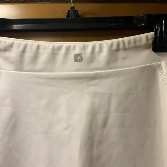 NWOT NZ ACTIVE by NIC ZOE Active Lace Skort in Paper White Size Large