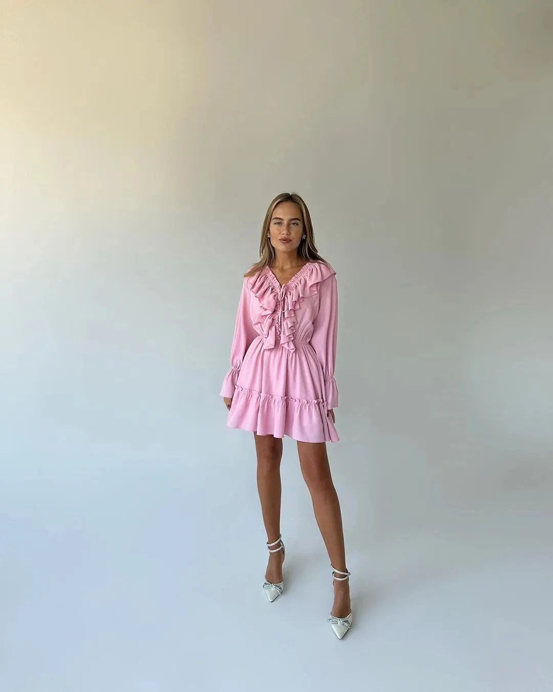 Obsidian Phoenix Luxury Ruffled V-Neck White Mini Dress - Elegant Long Sleeve High-Waist Lace-Up Bandage Dress for Women