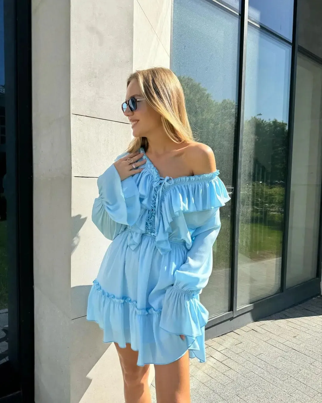 Obsidian Phoenix Luxury Ruffled V-Neck White Mini Dress - Elegant Long Sleeve High-Waist Lace-Up Bandage Dress for Women