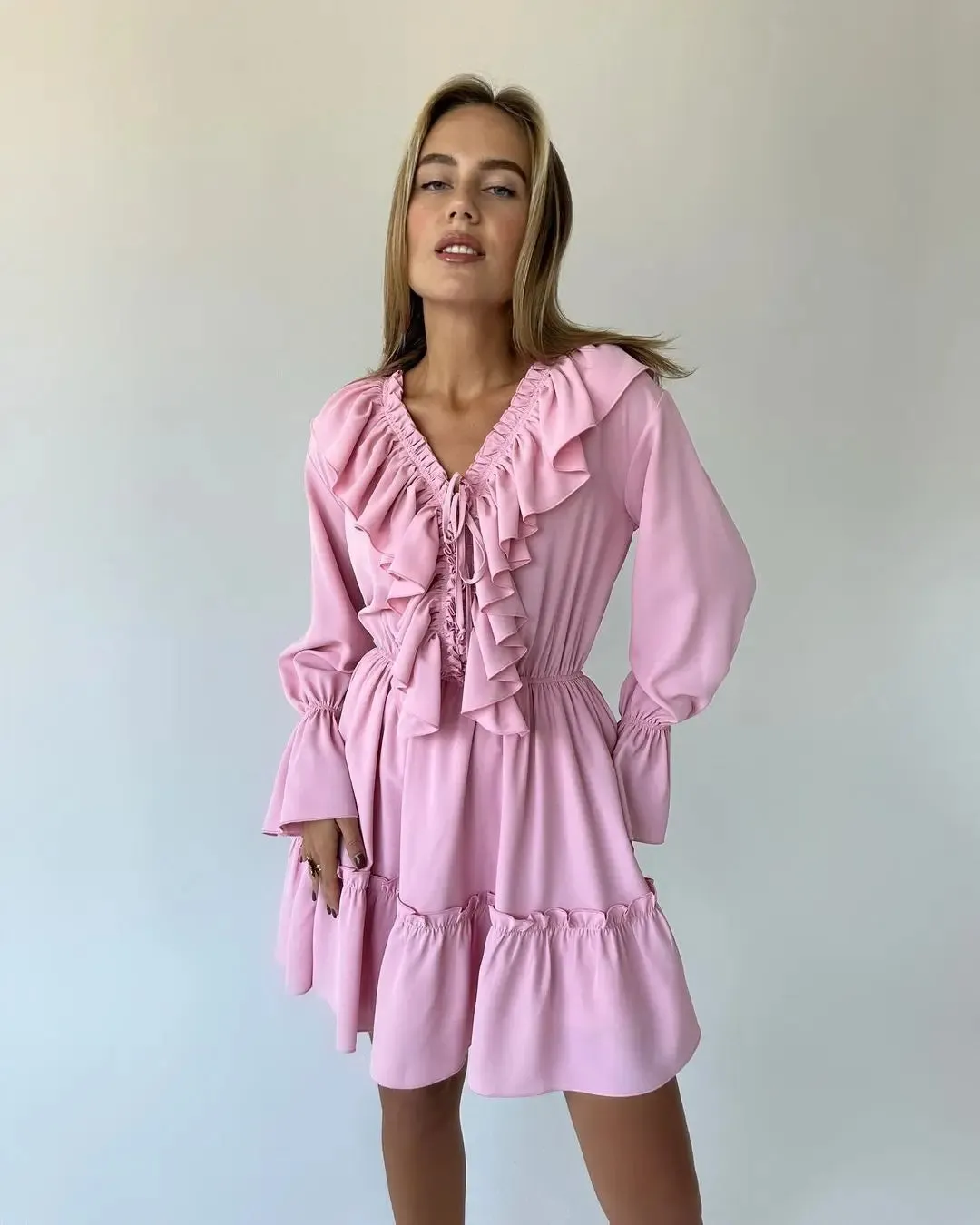 Obsidian Phoenix Luxury Ruffled V-Neck White Mini Dress - Elegant Long Sleeve High-Waist Lace-Up Bandage Dress for Women