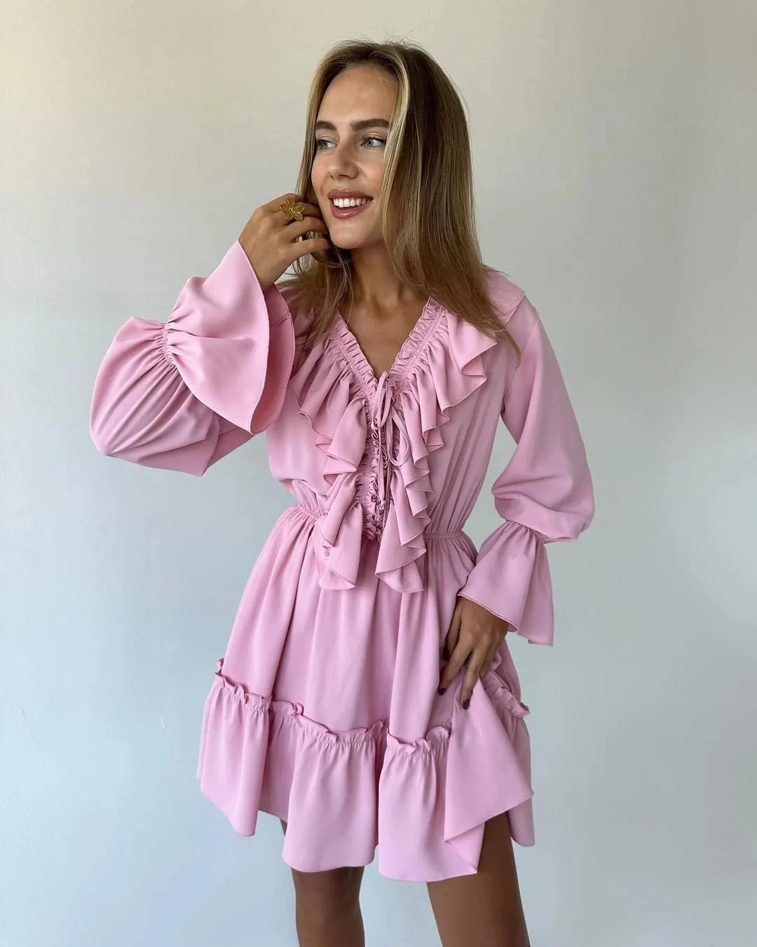 Obsidian Phoenix Luxury Ruffled V-Neck White Mini Dress - Elegant Long Sleeve High-Waist Lace-Up Bandage Dress for Women