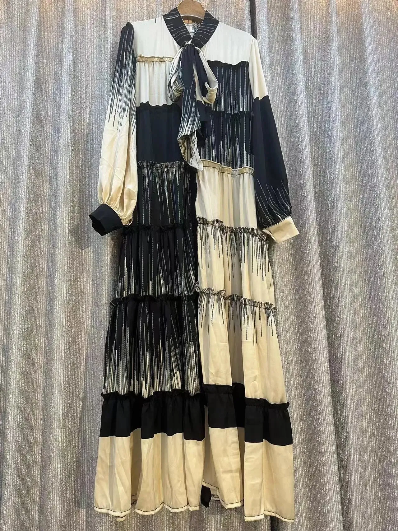 Retro Lantern Sleeve Bow Stand Collar Dress