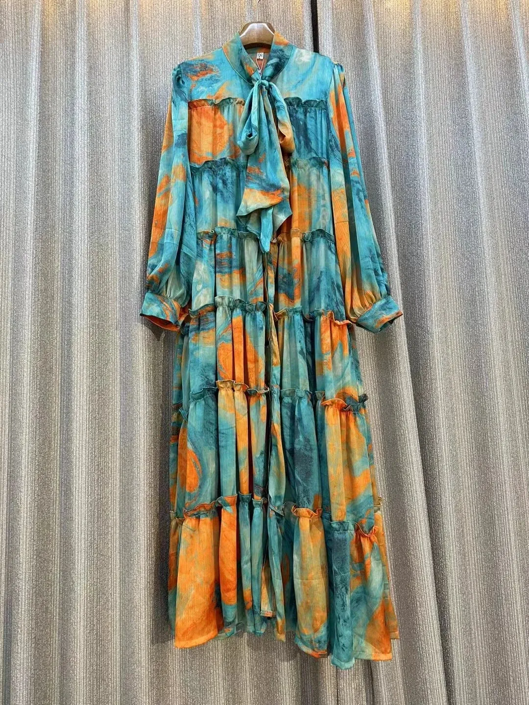 Retro Lantern Sleeve Bow Stand Collar Dress
