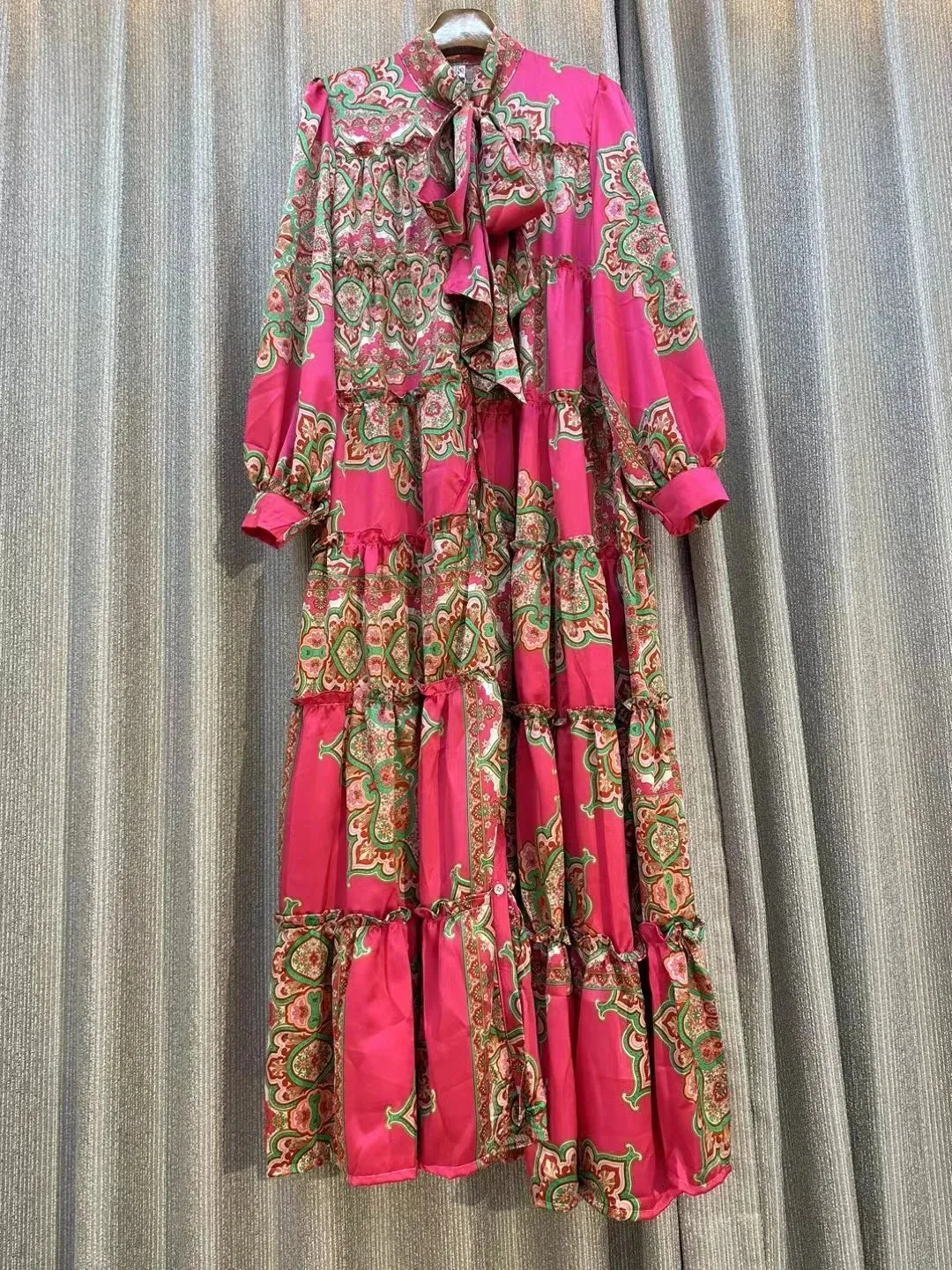 Retro Lantern Sleeve Bow Stand Collar Dress