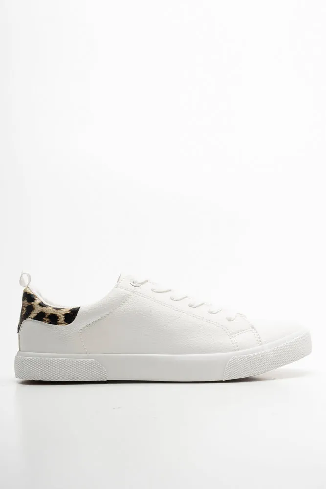 Sneaker White