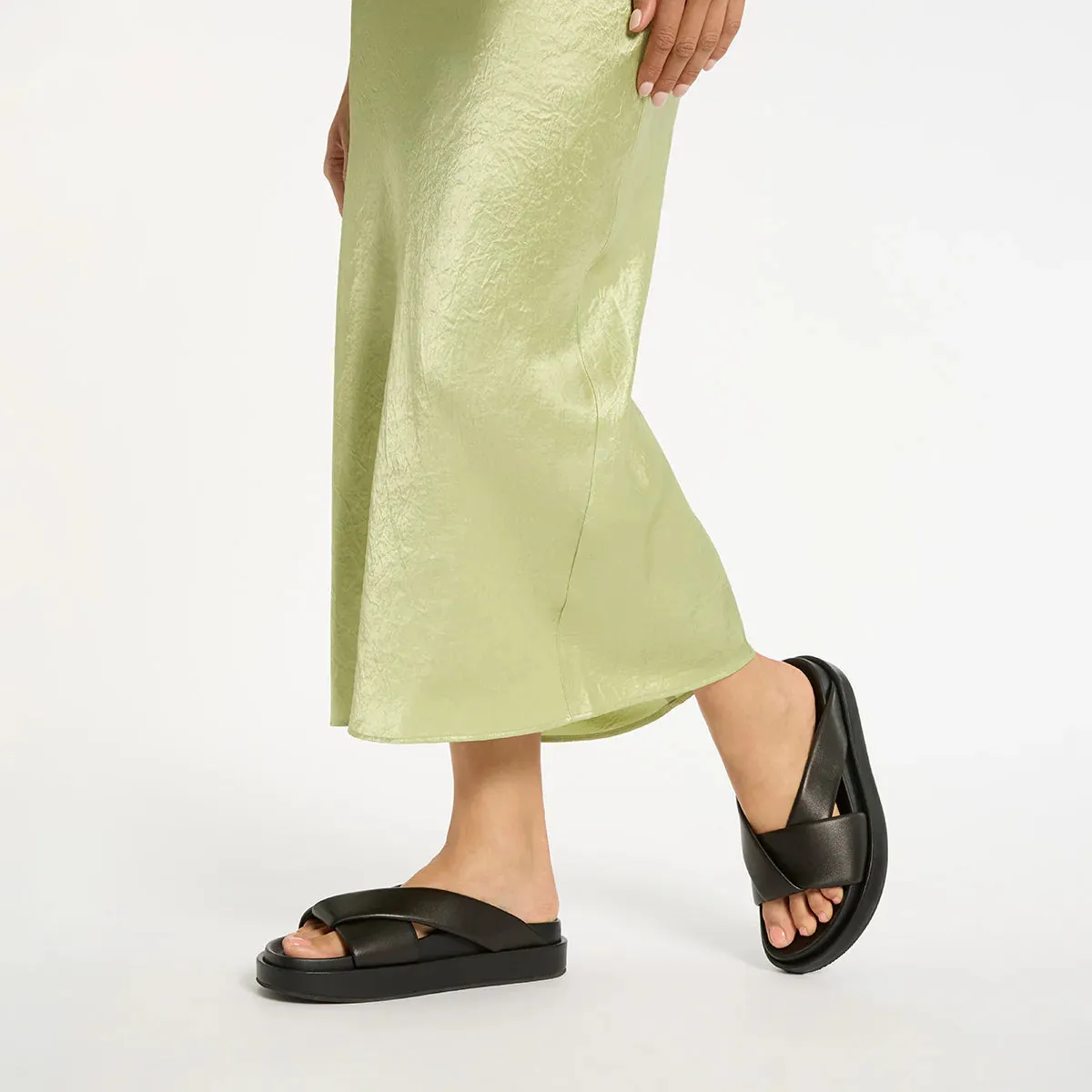 Status Anxiety Full Circle Leather Sandal - Black