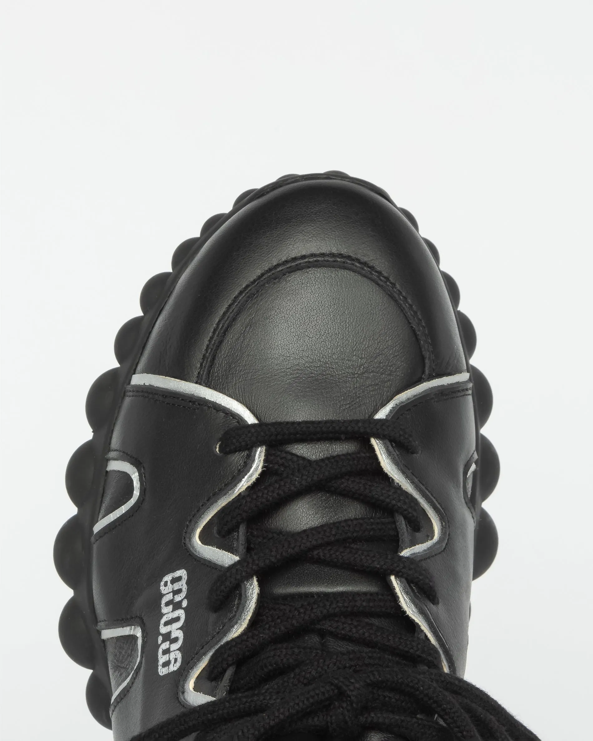 String Black