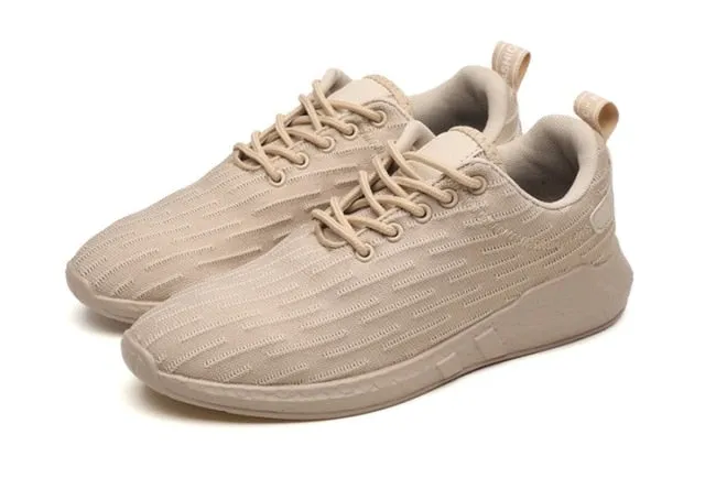 TRAANO 2019 Sneakers Man Spring Lightweight Sneakers Fashion Autumn Famous Style Shoes Comfortable Casual Men Adult CC-105
