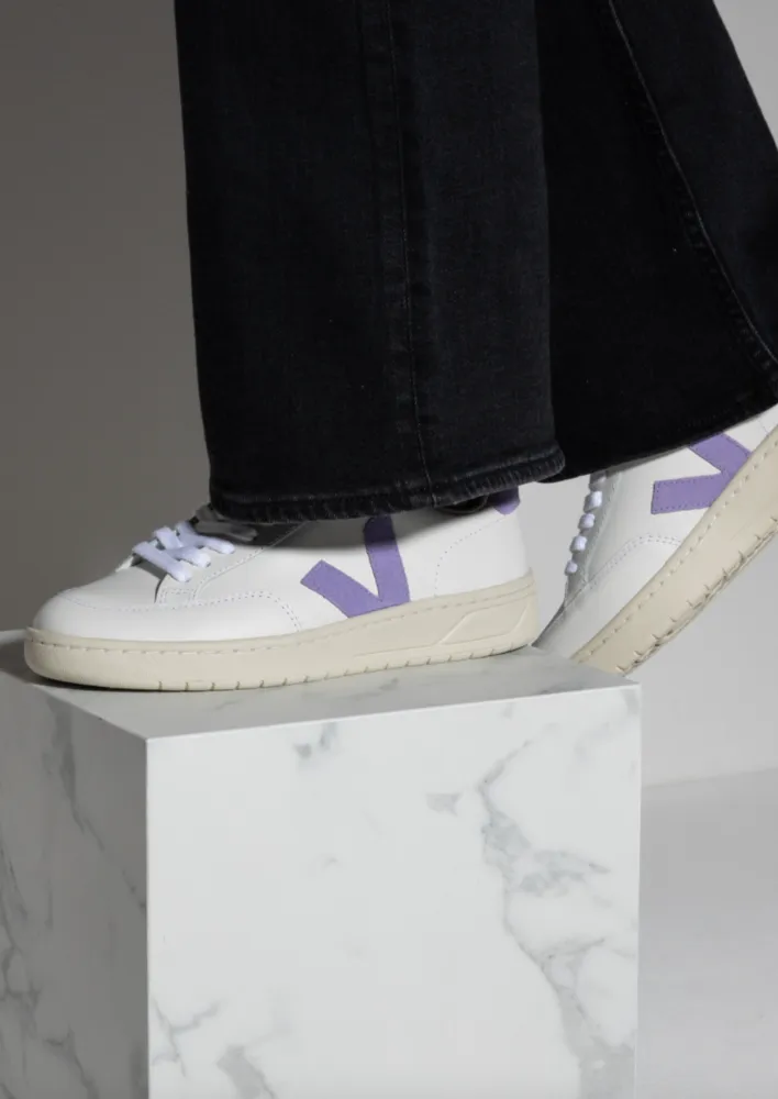 Veja V-12 Leather Extra White Lavande