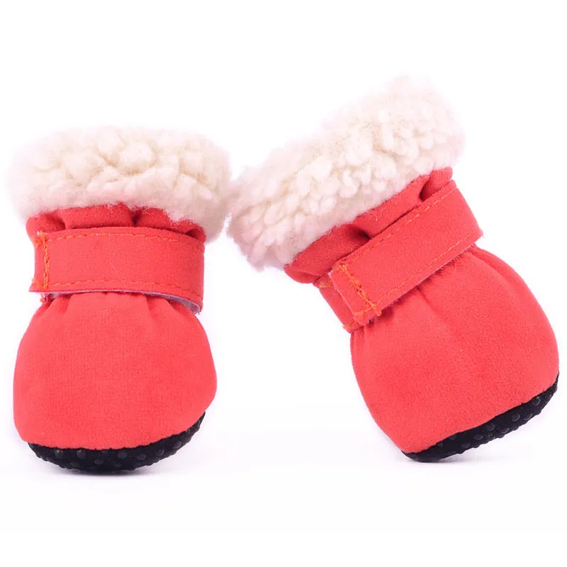Winter-Ready Paws: Cozy Comfort Meets Durable Protection!