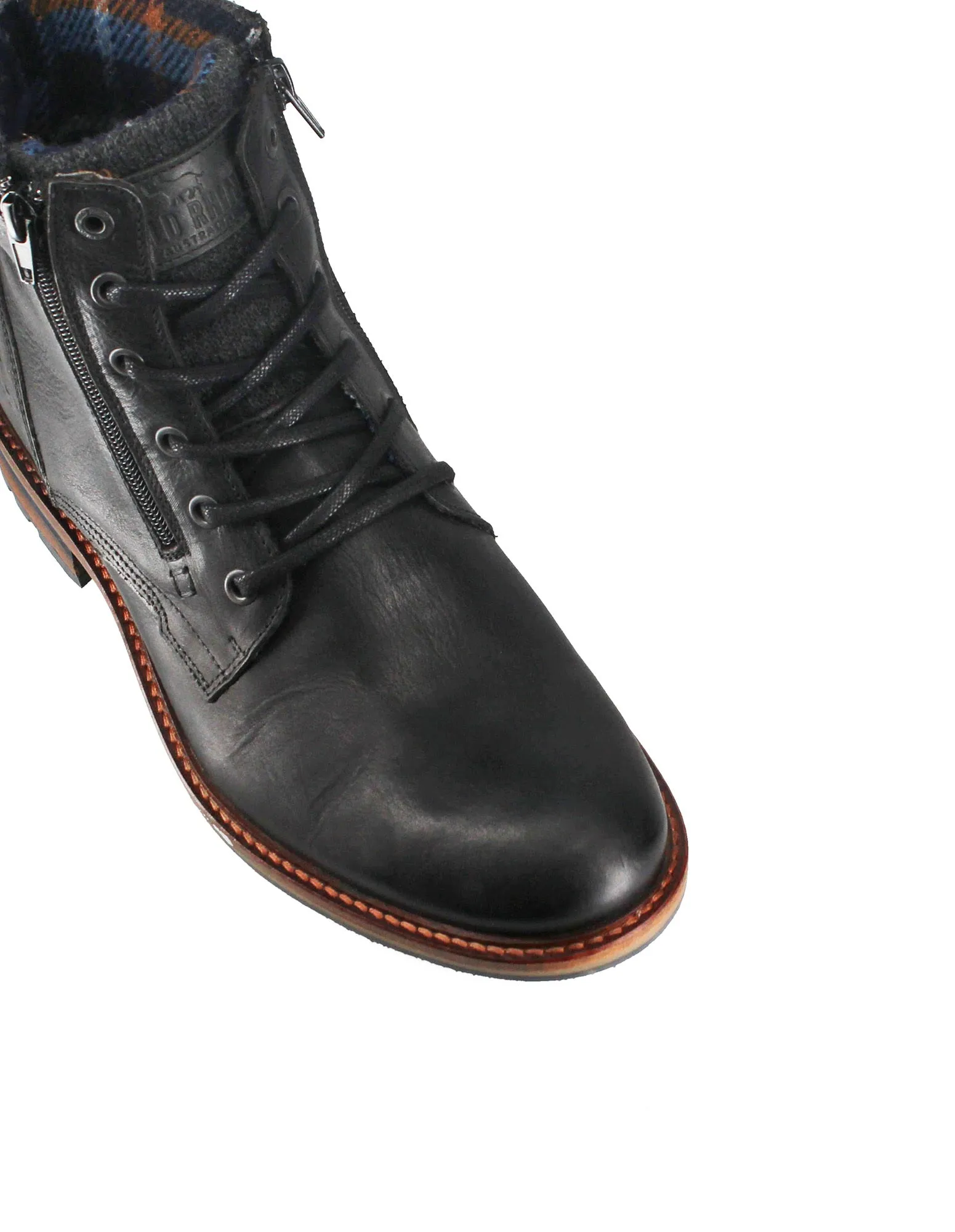 WOODLAND BLACK