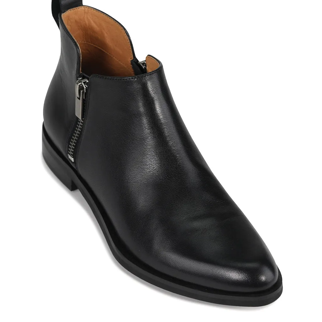 ZARINA LEATHER ZIPPER ANKLE BOOTS